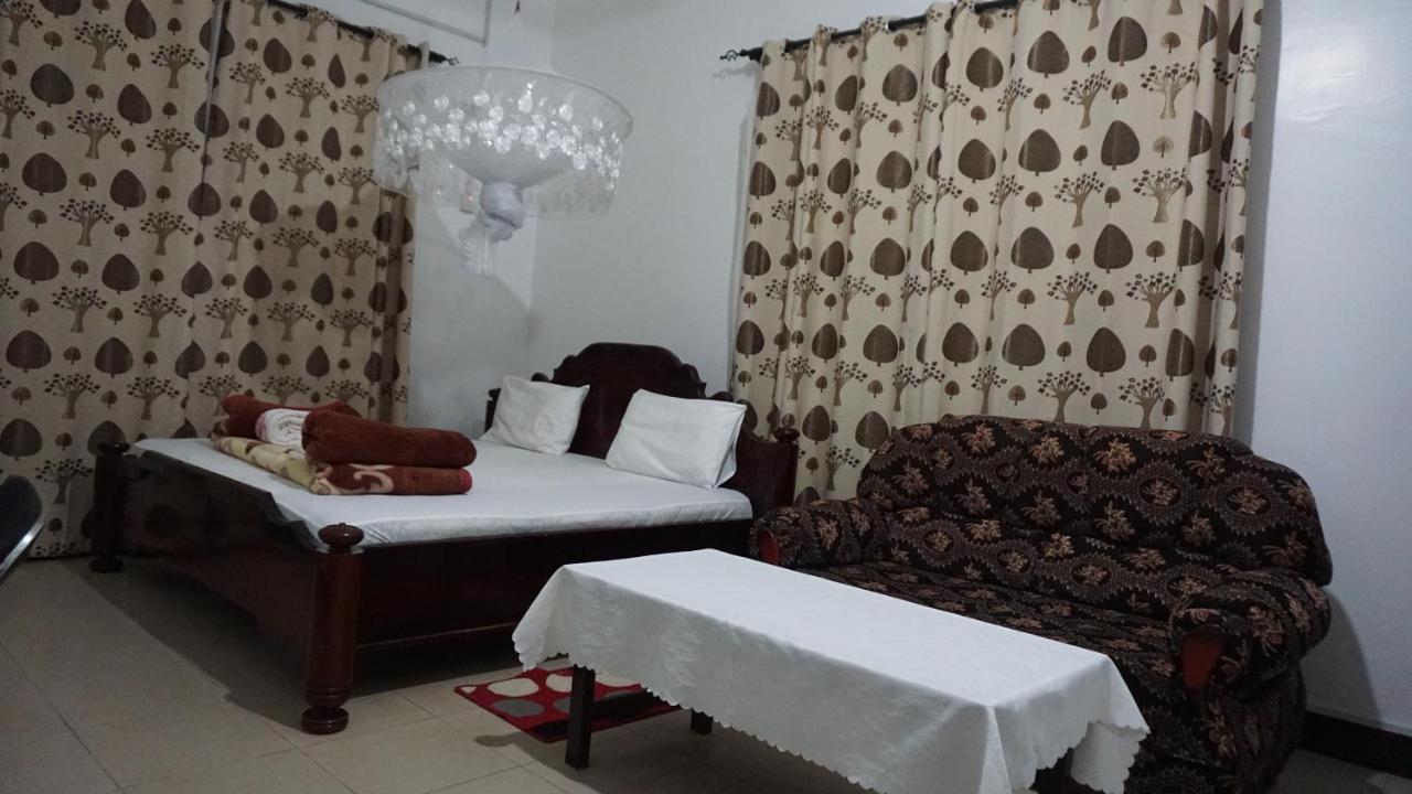 Leaders Lodge Kigoma Extérieur photo